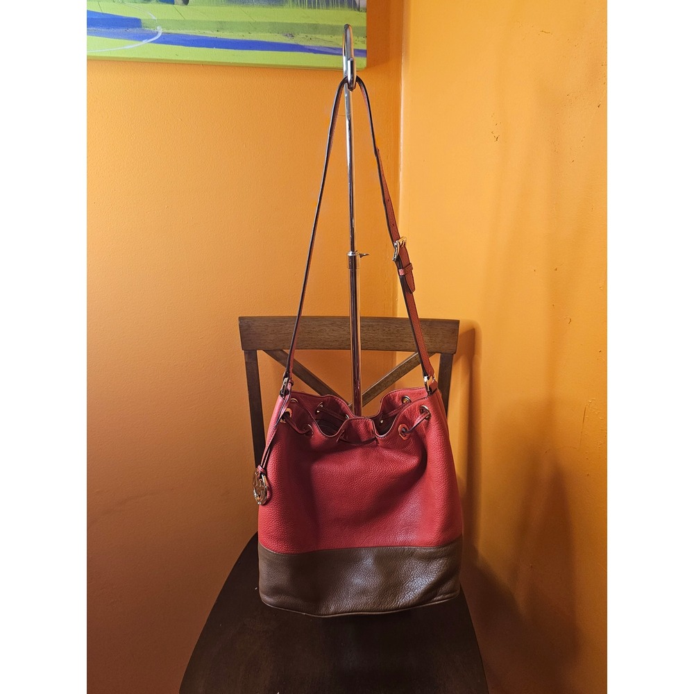 Michael Kors Drawstring Two Toned Bucket Hobo Shoulder Bag